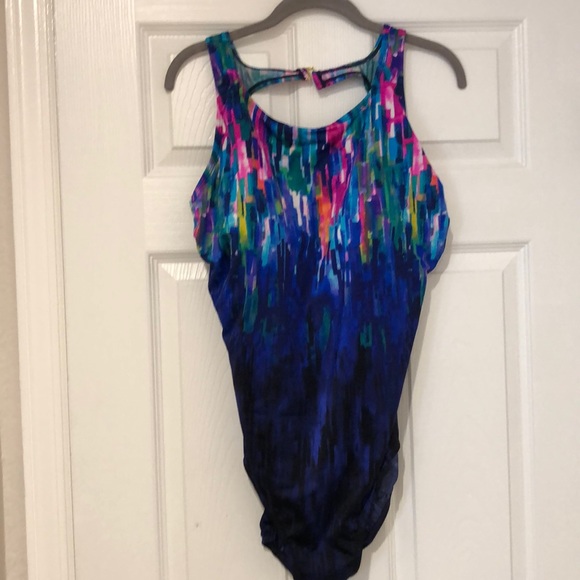 Kohl's Swim Nwt Great Lengths One Piece Swimsuit 8 Poshmark
